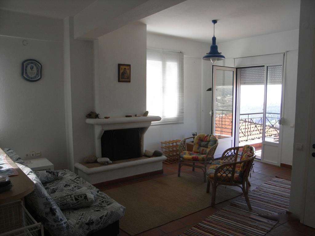 Village Holiday House Nick 圣帕拉斯凯维 外观 照片